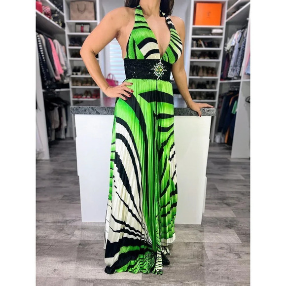 NWT Karishma Green Black Halter Formal Gown $150 - Picture 9 of 12